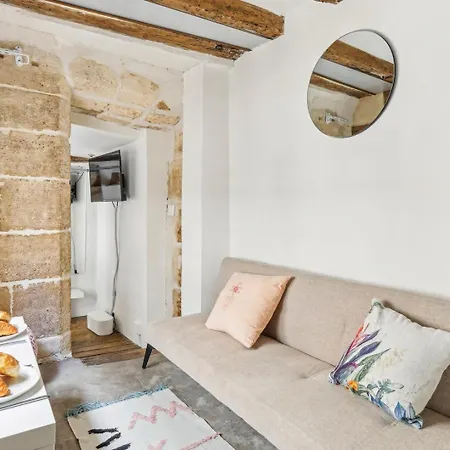 Apartment Bnbnook - Prime 1br: Explore Louvre & Notre-dame